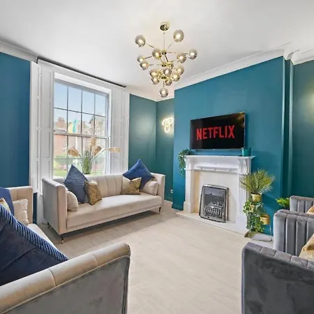 Deluxe 5 Bed In - Parking - Hot Tub