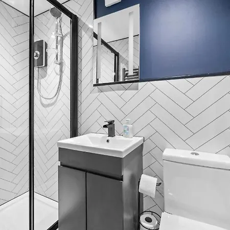 Deluxe 5 Bed In - Parking - Hot Tub Holiday home Whitby