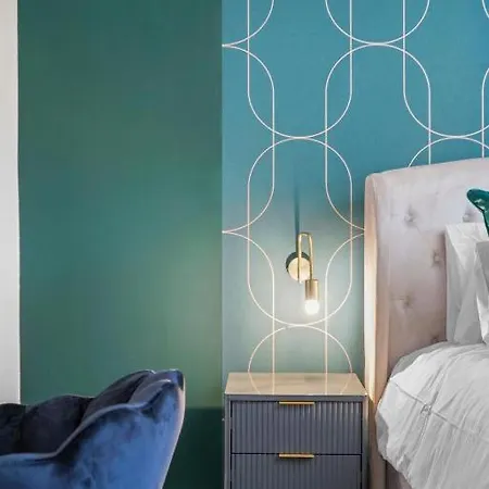 Deluxe 5 Bed In - Parking - Hot Tub Holiday home Whitby