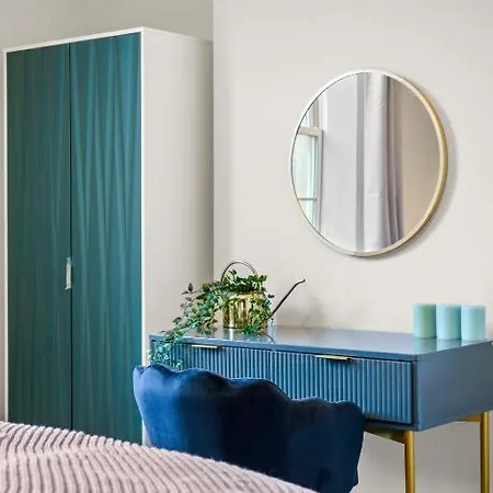 Holiday home Deluxe 5 Bed In - Parking - Hot Tub Whitby