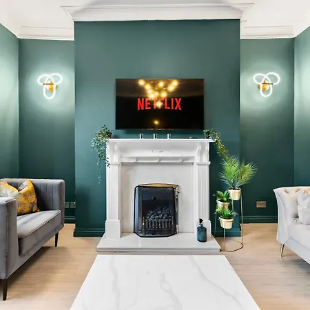 Deluxe 5 Bed In - Parking - Hot Tub