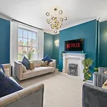 Deluxe 5 Bed In - Parking - Hot Tub
