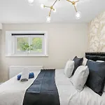 بيت للعطل Deluxe 5 Bed In - Parking - Hot Tub
