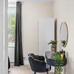 Deluxe 5 Bed In - Parking - Hot Tub بيت للعطل ويتبي